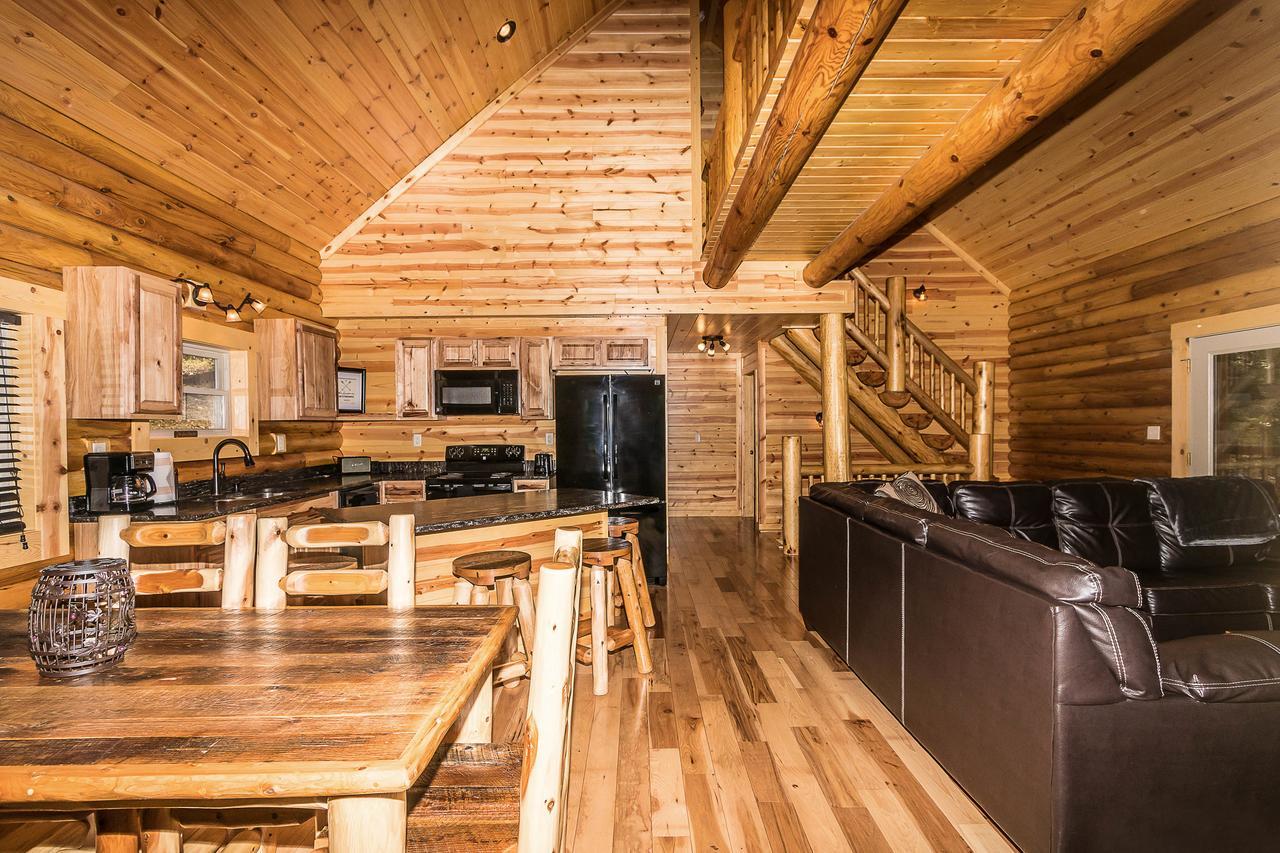Hocking Hills Cabins & Resort Foxfire Logan Exterior foto